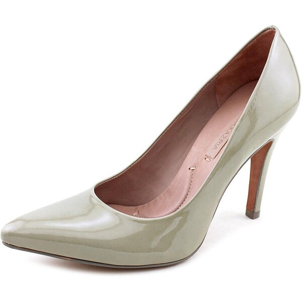 bcbg patent leather pumps