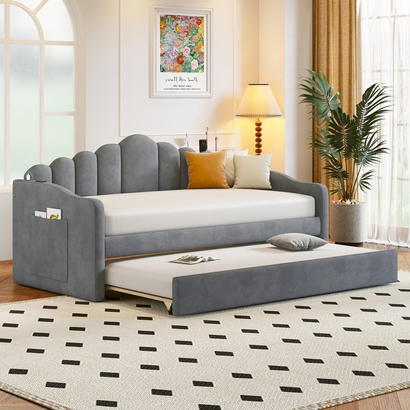 Twin size Upholstered Daybed with Trundle and USB Charging Ports,Velvet Sofa Bed