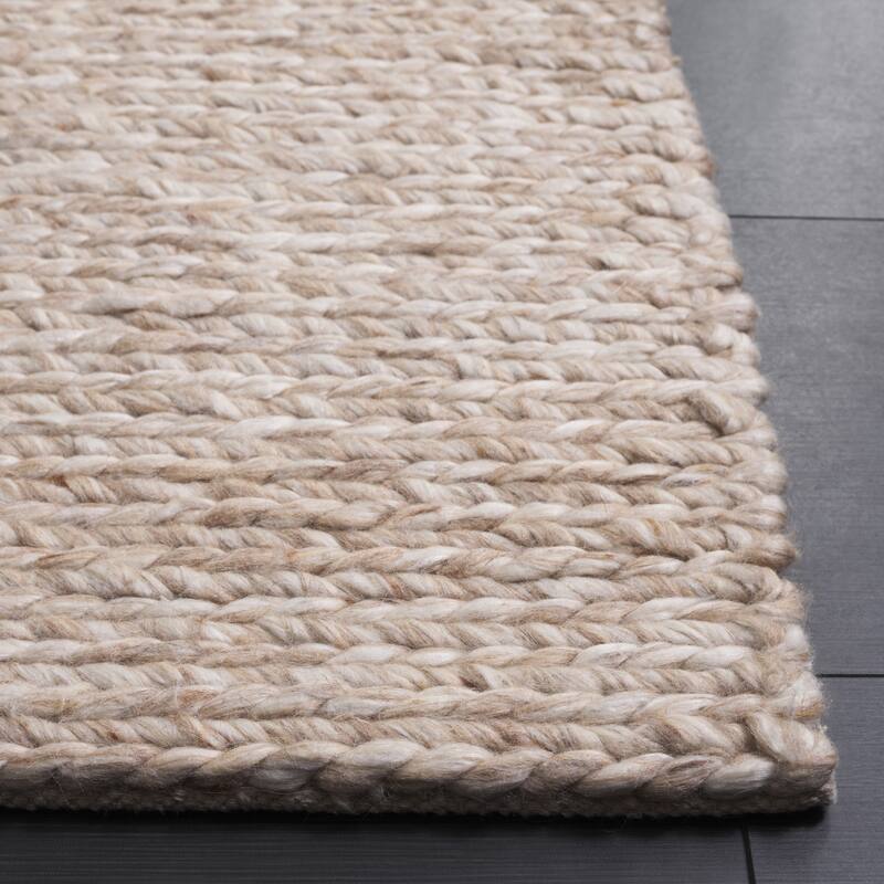 SAFAVIEH Handmade Natura Chisako Transitional Wool Rug