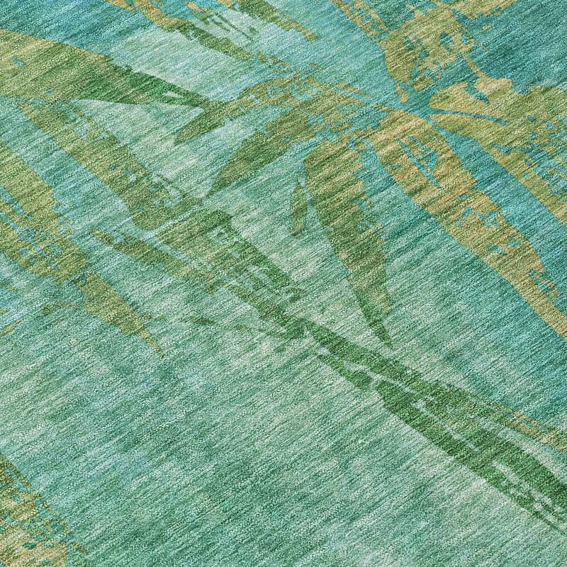 Machine Washable Indoor/ Outdoor Modern Floral Chantille Rug