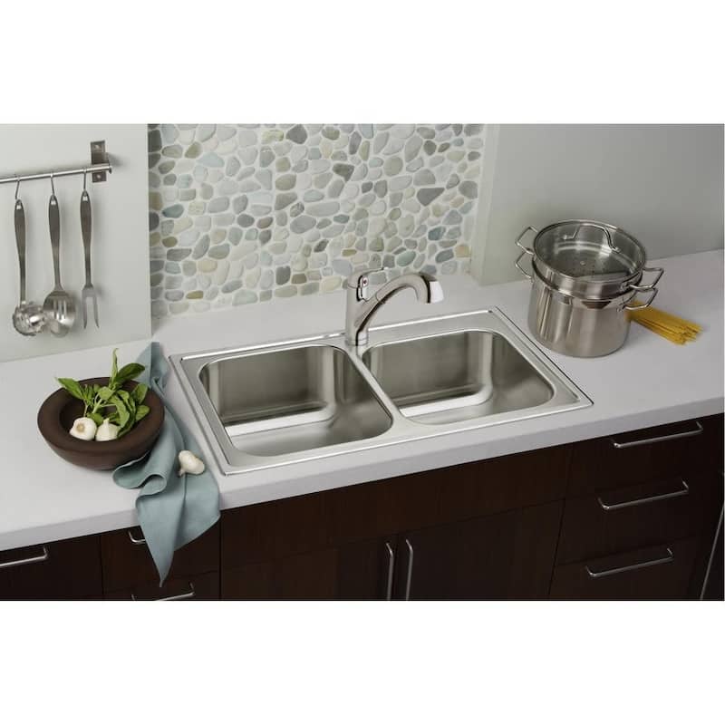 Elkay Everyday 1.5 GPM Single Hole Pull Out Kitchen Faucet - Includes