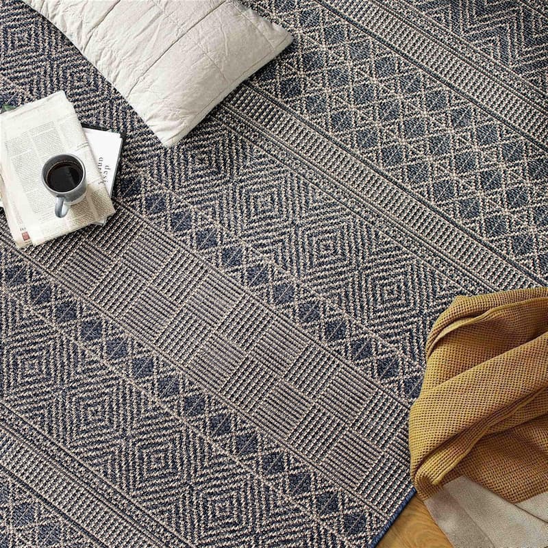 Geometric Bohemian Indoor/Outdoor Area Rug