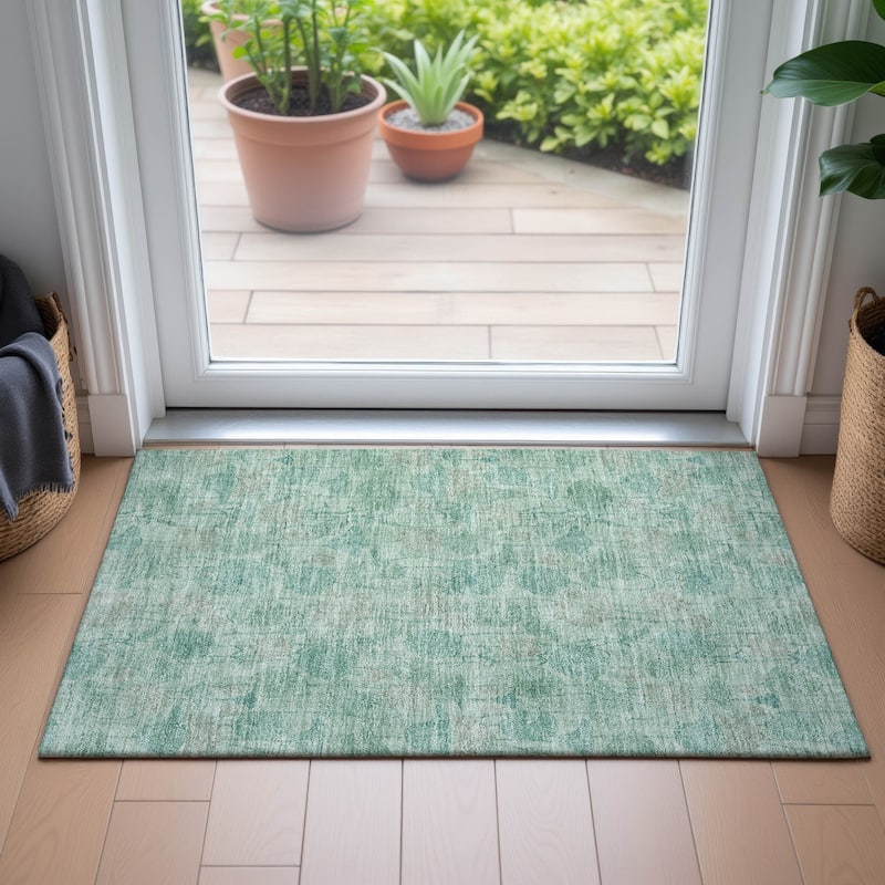 Machine Washable Indoor/Outdoor Modern Floral Chantille Rug