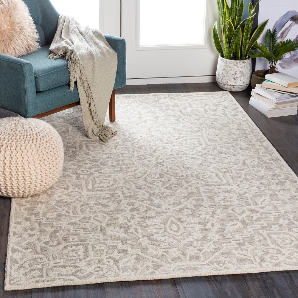 Livabliss Hensley Handmade Medallion Wool Area Rug
