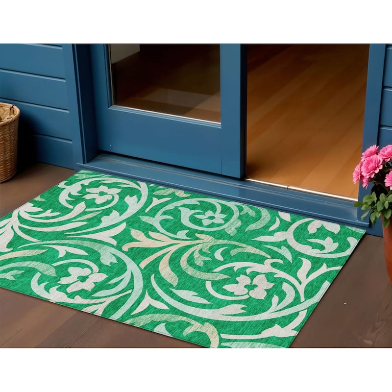 HomeRoots Floral Transitional Rectangle Outdoor Rug - 3' x 5'