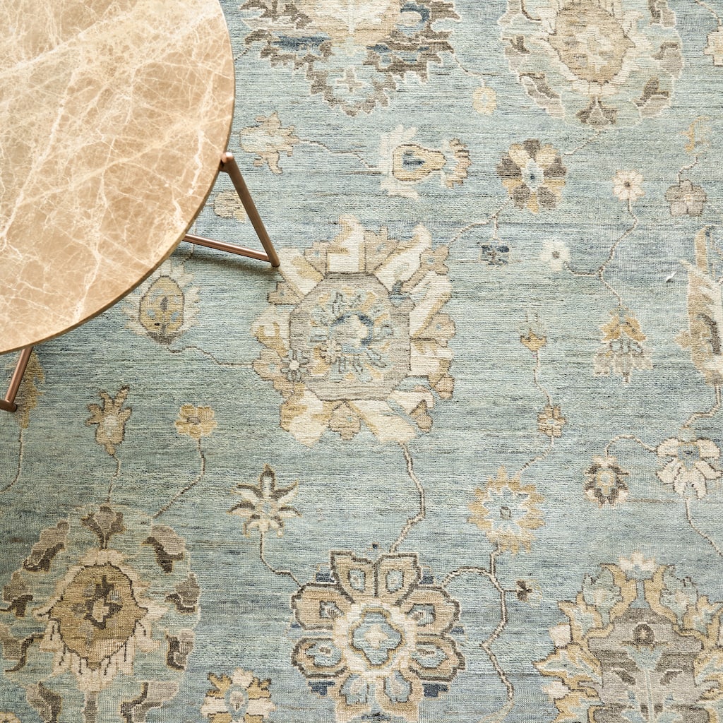 EXQUISITE RUGS Heirloom Hand-knotted New Zealand Wool Light Blue/Gold Area Rug.