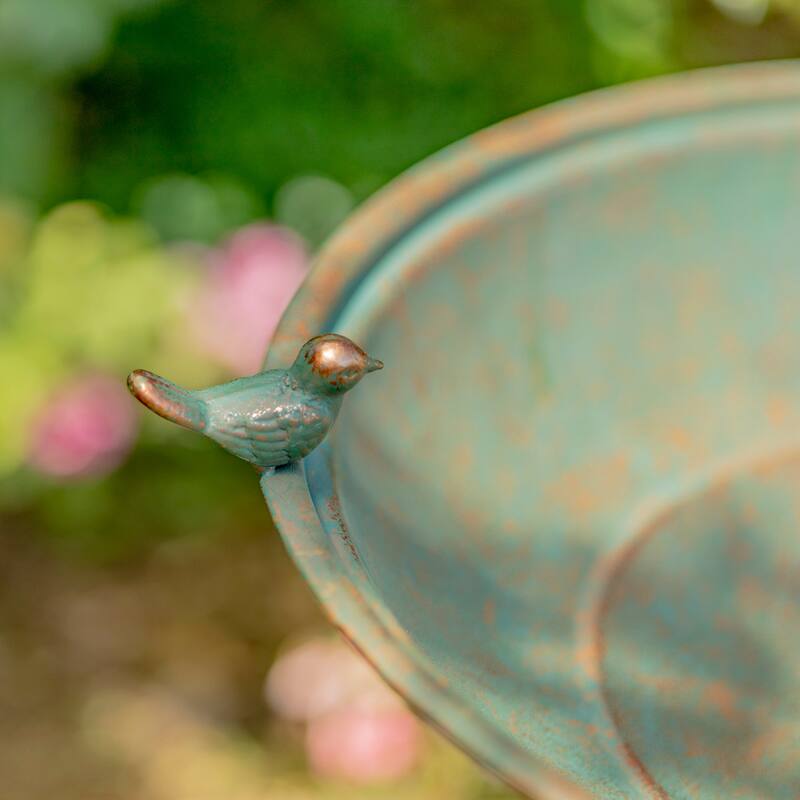 Pedestal Birdbath with Little Bird Detail