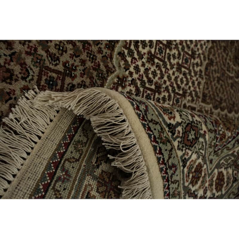 Hand Knotted Oriental 100% Wool Carpet Traditional Medallion Beige & Ivories Tabriz Area Rug - 6' 3'' X 4' 1''