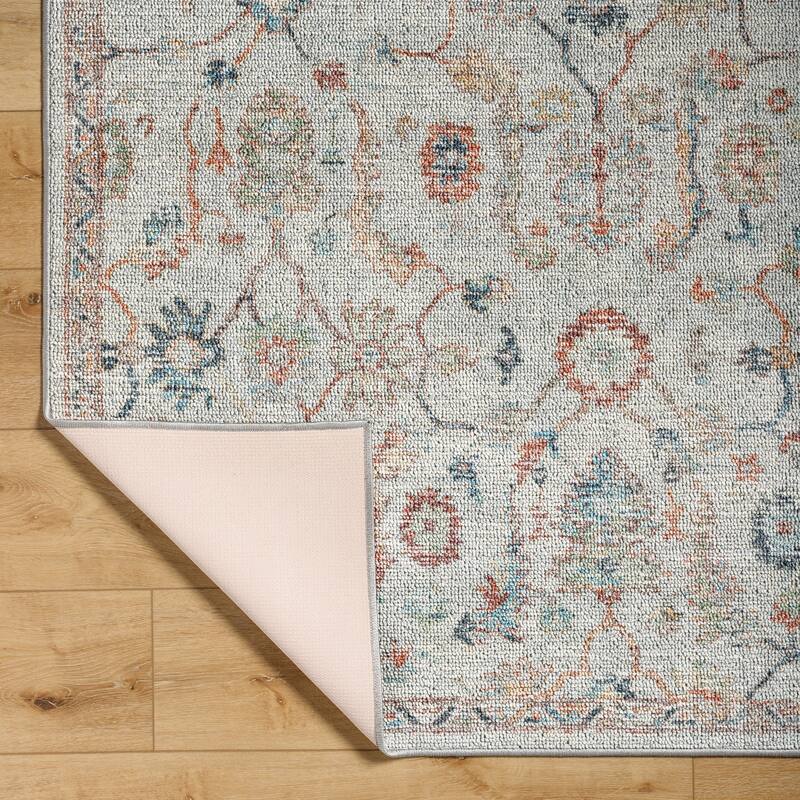 Livabliss Calhoun Vintage Damask Washable Area Rug