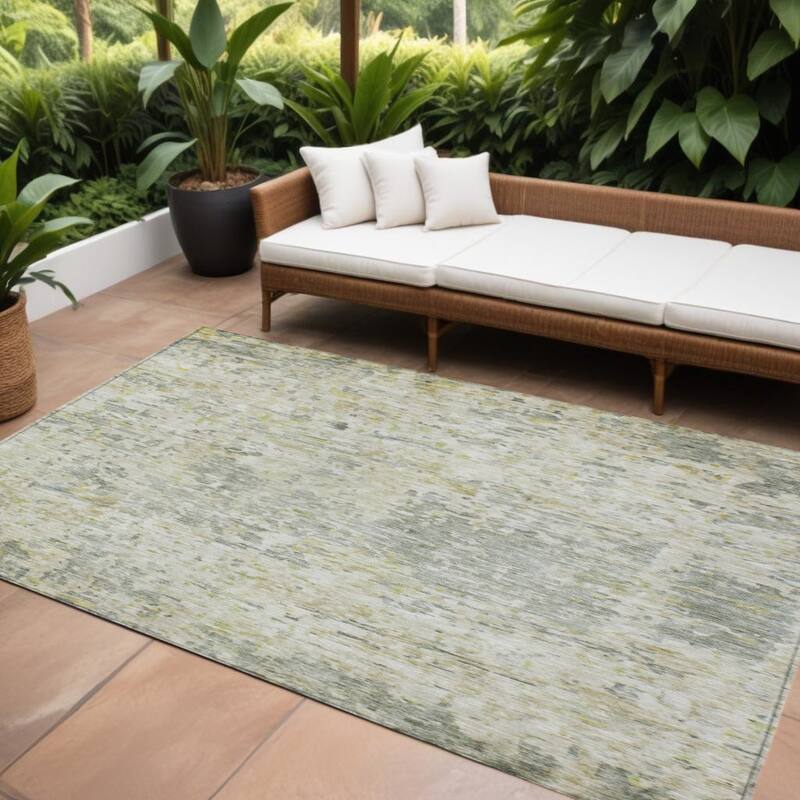 HomeRoots Abstract Transitional Rectangle Outdoor Rug - 8' X 10'