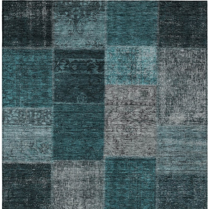 HomeRoots Patchwork Transitional Rectangle Outdoor Rug