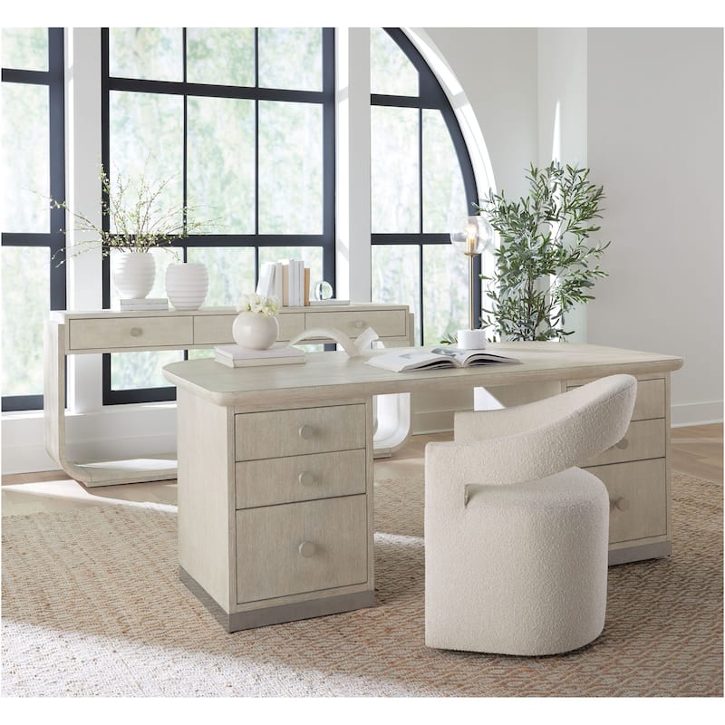 Hooker Furniture 6850-10462 Modern Mood 74" Wide Oak 6 Drawer