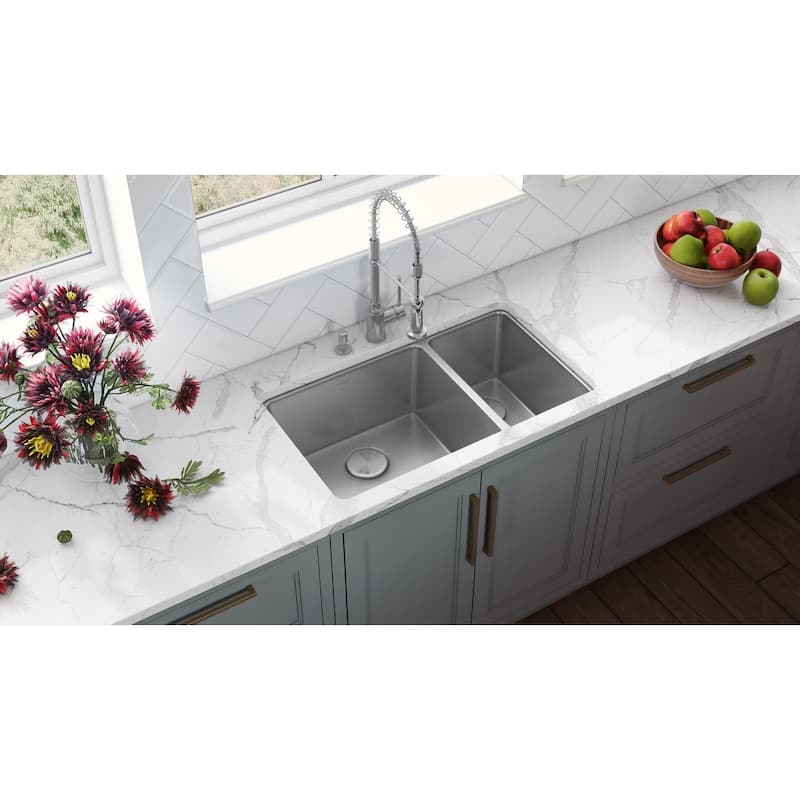 Ruvati 32-inch Undermount Kitchen Sink 70/30 Double Bowl 16 Gauge Stainless Steel - RVM5300 - 8' x 11'