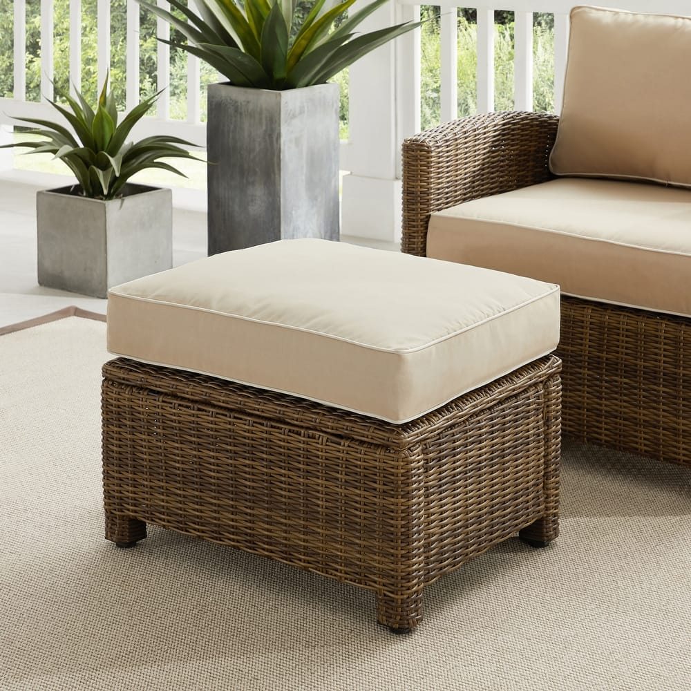 Crosley Bradenton Outdoor Wicker Ottoman - 25 "W x	20 "D x 18.5 "H