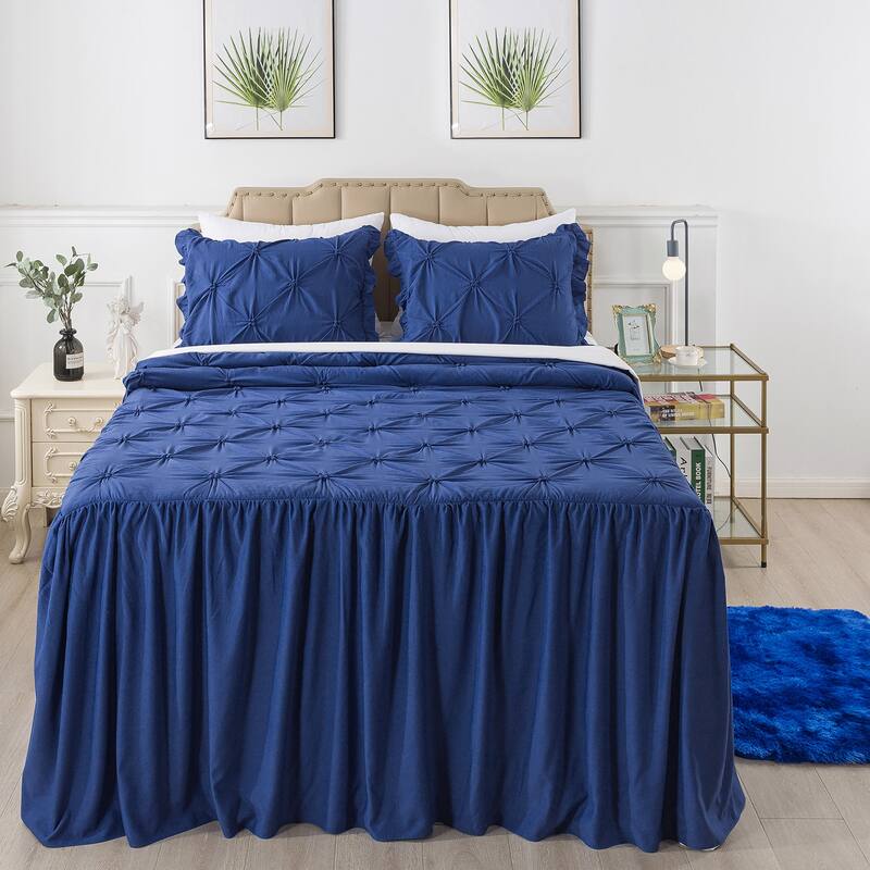 4 PCS Ruffle Skirt Bedspread Set with a Fluffy Rug - Navy - Queen