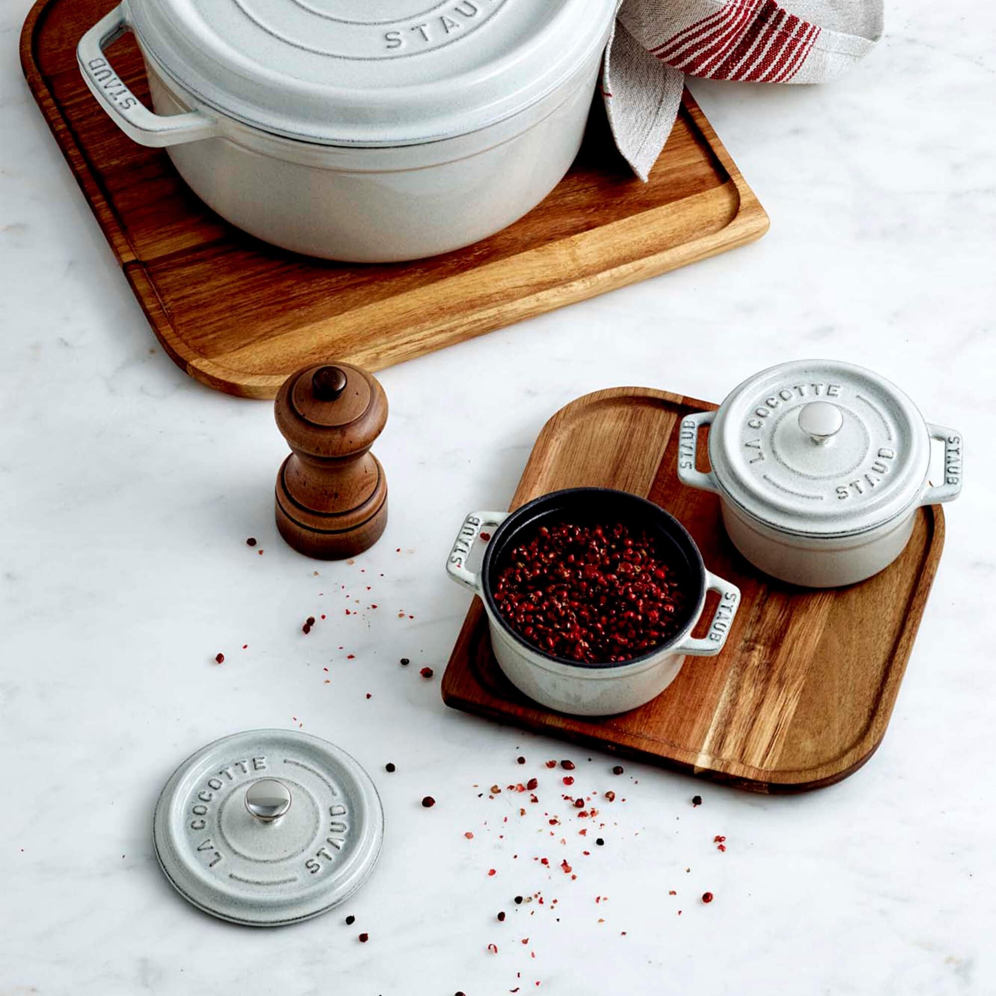 STAUB Cast Iron 0.5-qt Round Cocotte - Bed Bath & Beyond - 18553327