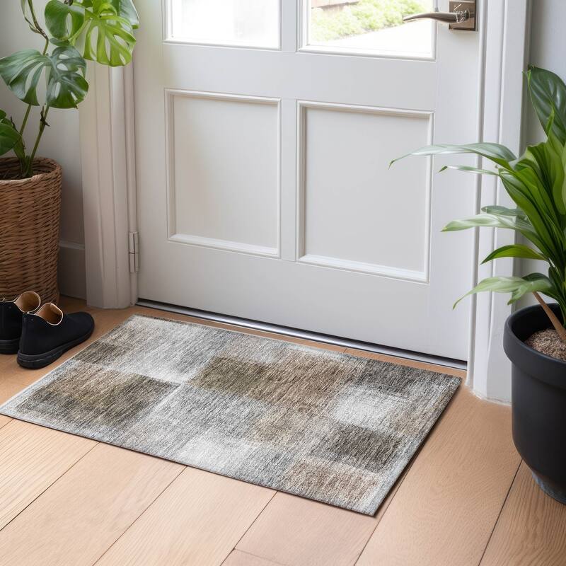 Premium Washable Super Soft Solid Ombre Mayfield Rug - Silver - 1' 8" x 2' 6" - Rectangle