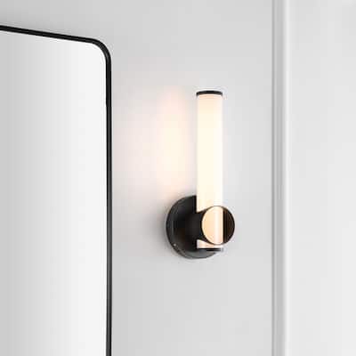 SAFAVIEH Lighting Friedrun Modern 6-inch Led Light Wall Sconce with Bulbs (Set of 2) - 6 In. W x 4.4 In. D x 15.5 In. H