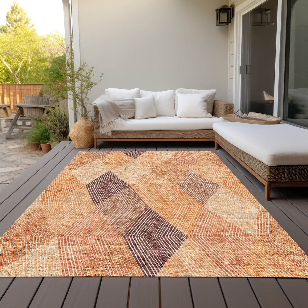 Machine Washable Indoor/ Outdoor Diamond Stripes Chantille Rug