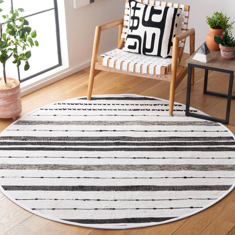 SAFAVIEH Handmade Striped Kilim Sibille Transitional Rug - 6' Round - Ivory/Black