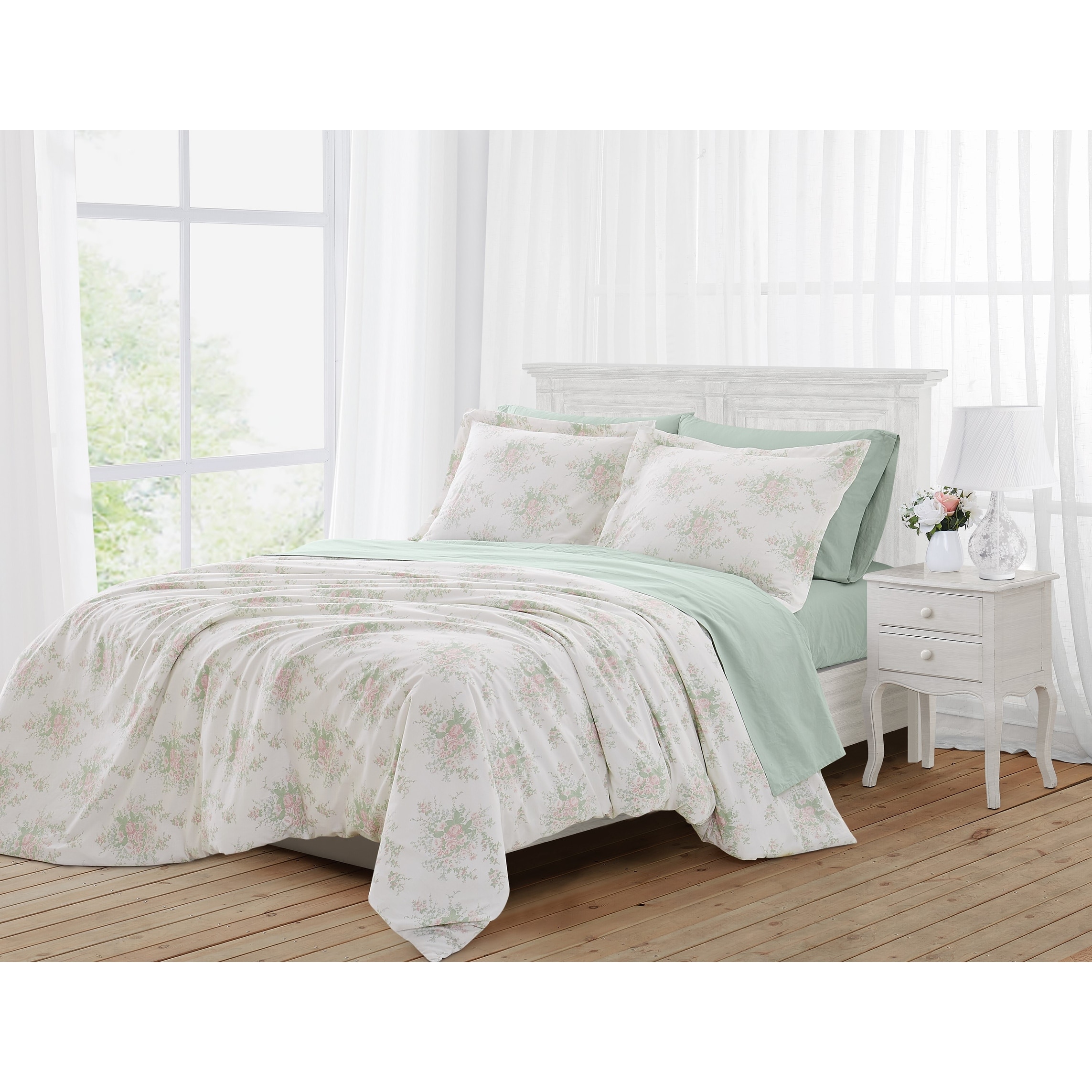 The Farmhouse by Rachel Ashwell English Garden 3 Piece Comforter Set