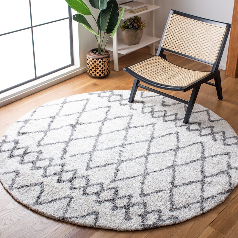 SAFAVIEH Berber Shag Magnisina Moroccan Boho 1.26-inch Thick Rug - 6'7" Round - Ivory/Grey - Round