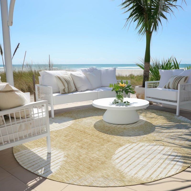 Machine Washable Indoor/ Outdoor Chantille Contemporary Dotty Rug - Gold - 8' x 8'