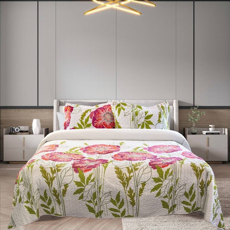 Oversized Pink Floral Quilt Set