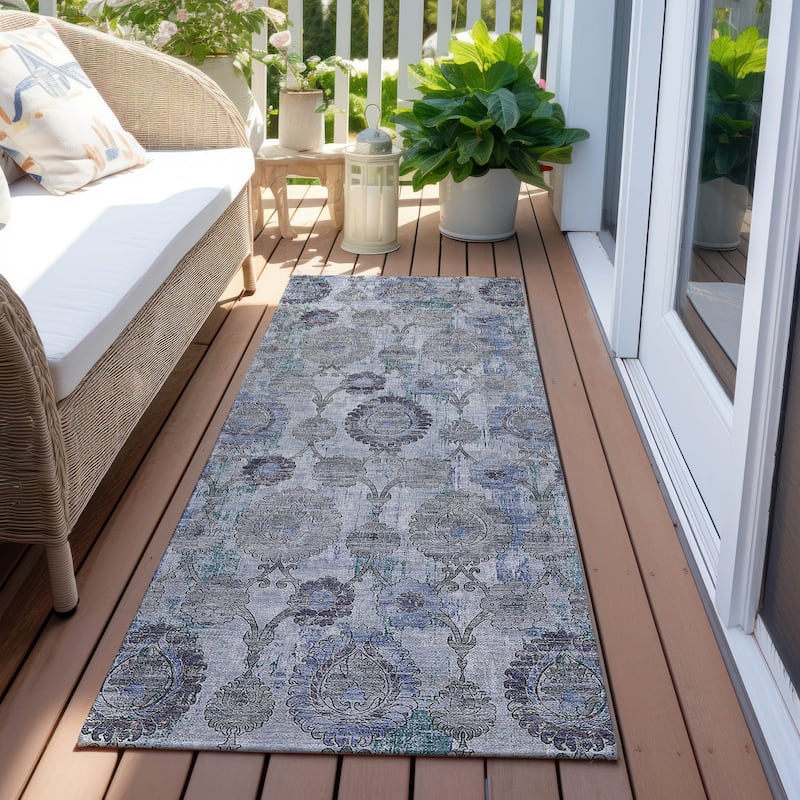 Machine Washable Indoor/ Outdoor Chantille Traditional Floral Rug - Blue - 2'3" x 7'6"