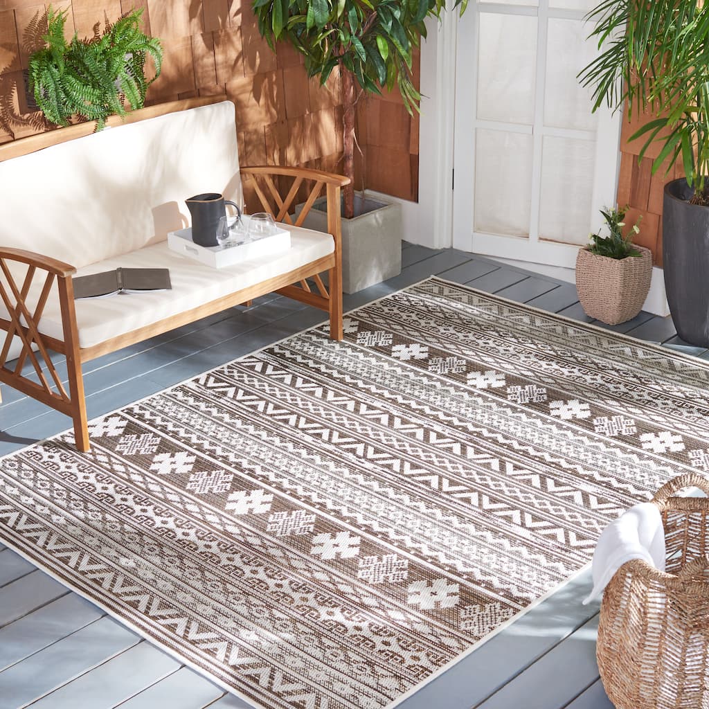 SAFAVIEH Havana Kosumo Geometric Indoor/ Outdoor Waterproof Rug