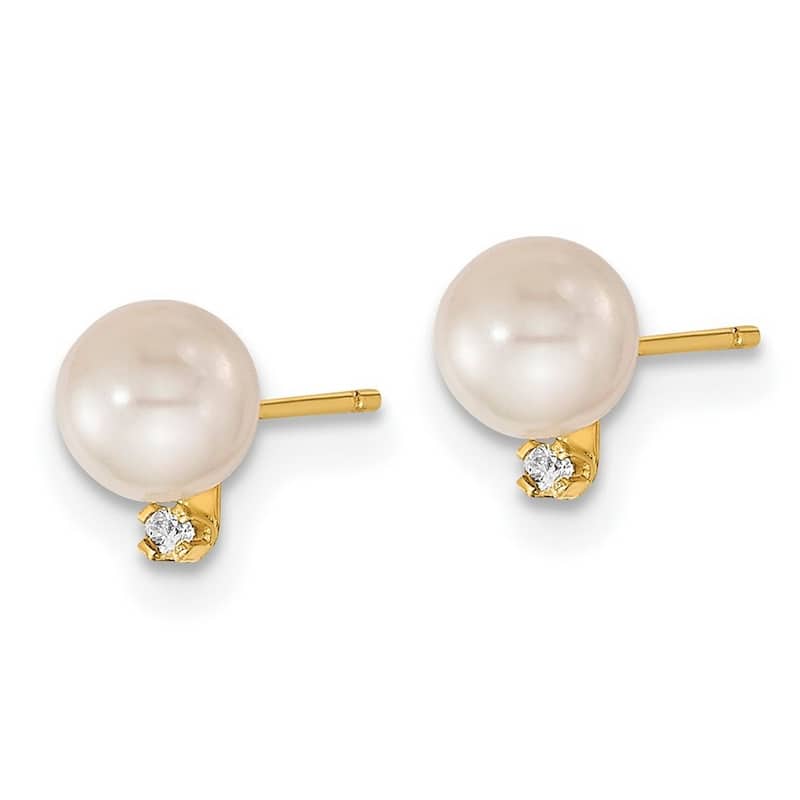 Curata 14k Yellow Gold 5-5.5mm Freshwater Cultured Pearl and Diamond Earrings Pendant Necklace Set