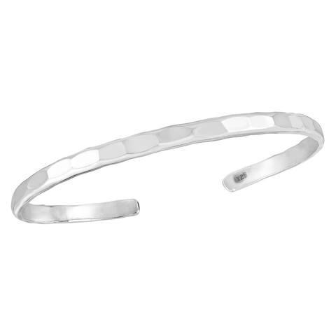 Handmade Everyday Chic Textured Bangle Sterling Silver Cuff Bracelet (Thailand)