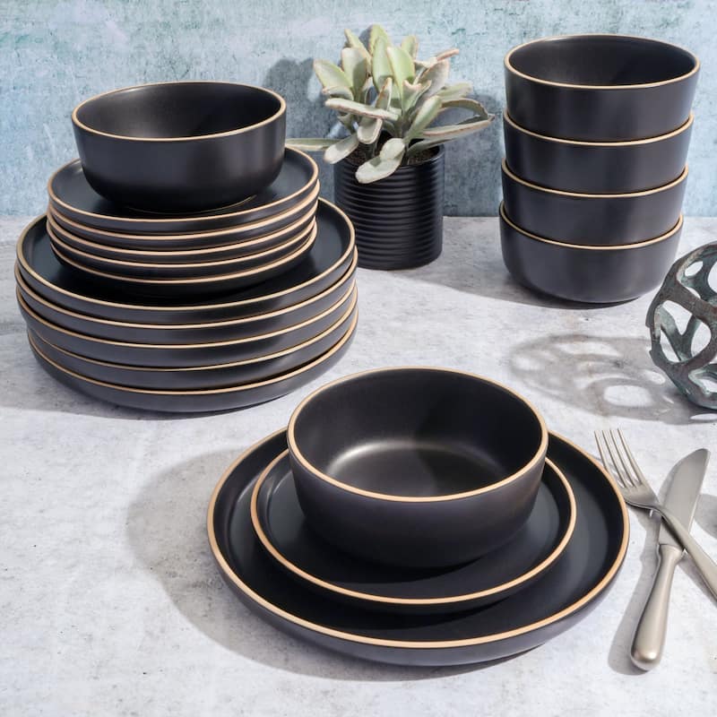 Gibson Home Zuma 18 Piece Dinnerware Set