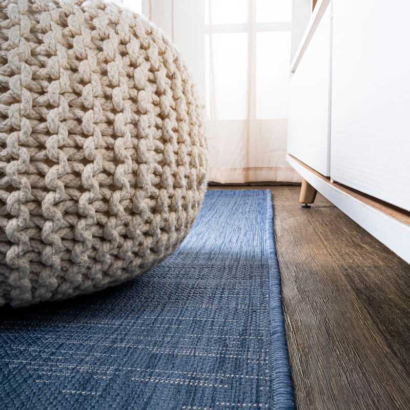 JONATHAN Y Madaba Modern Strie' Indoor/Outdoor Area Rug