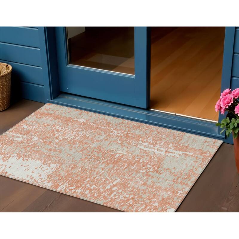 HomeRoots Abstract Transitional Rectangle Outdoor Rug - 3' x 5'