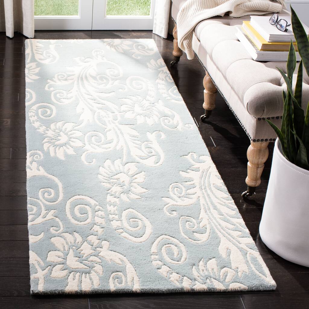 SAFAVIEH Handmade Soho Cassondra Scroll N.Z. Wool Rug