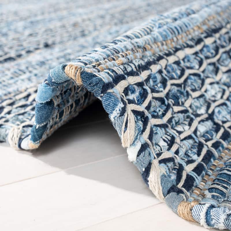 SAFAVIEH Handmade Montauk Mileva Casual Geometric Cotton Rug