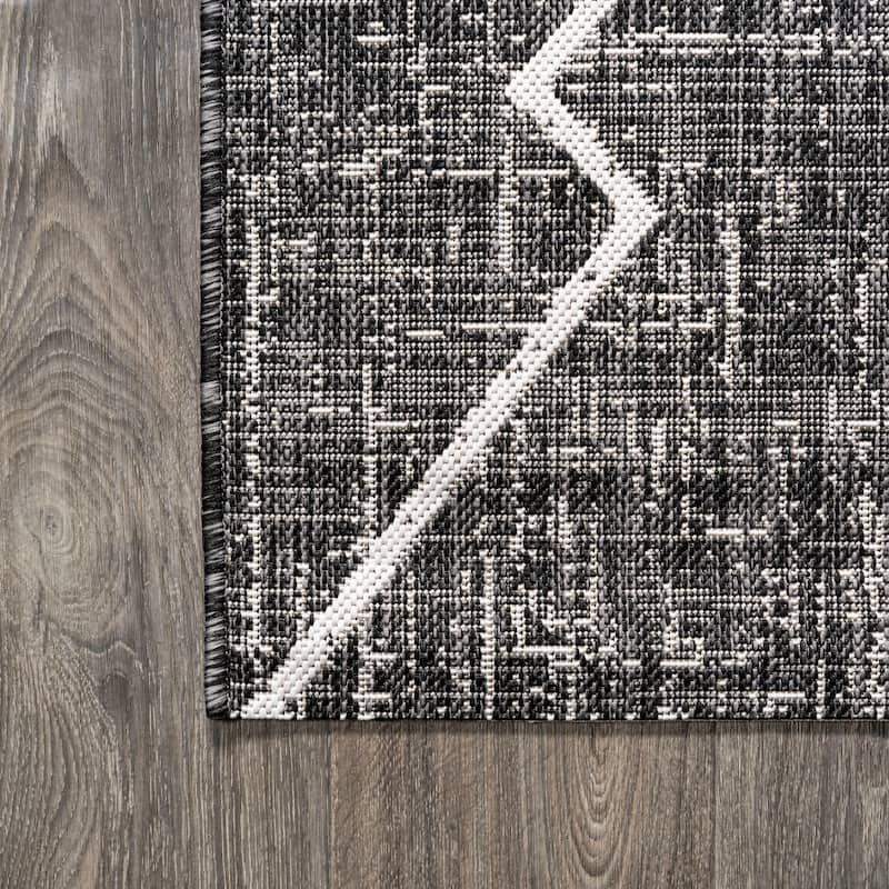 JONATHAN Y Derya Tribal Diamond Trellis Indoor/Outdoor Area Rug