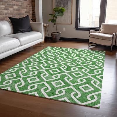 Machine Washable Indoor/ Outdoor Chantille Scroll Trellis Rug
