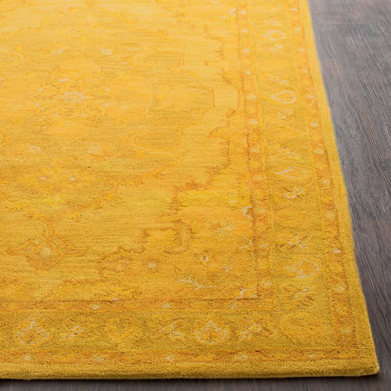 Hand-Tufted Fahua Bordered Wool Area Rug - 2' x 3'