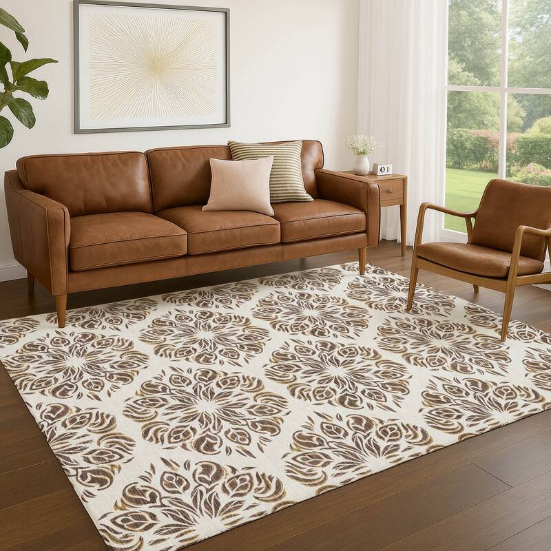 Machine Washable Indoor/ Outdoor Damask Pearl Chantille Rug