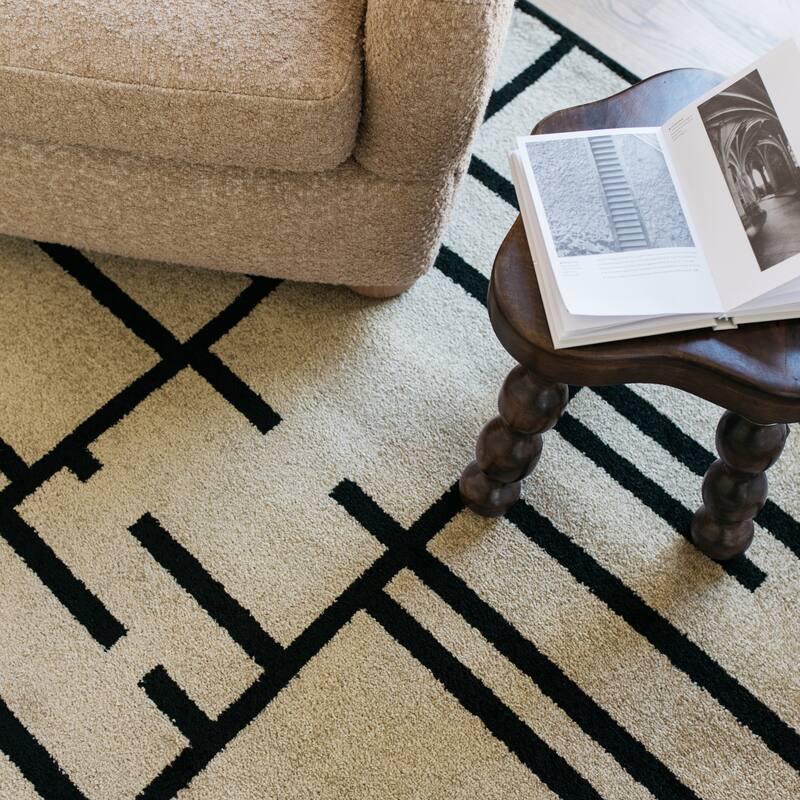 Quartz Geo Blocks and Line Beige/ Black Area Rug