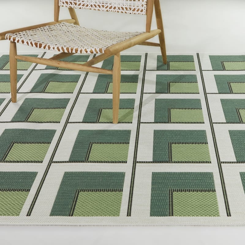 Francesco Modern Geometric Checkered Indoor/Outdoor Area Rug - 5'3" x 7' - Green