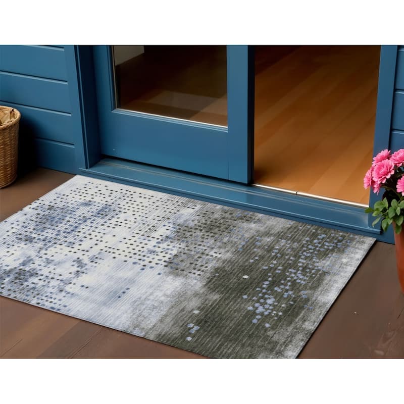 HomeRoots Geometric Transitional Rectangle Outdoor Rug - 3' x 5'