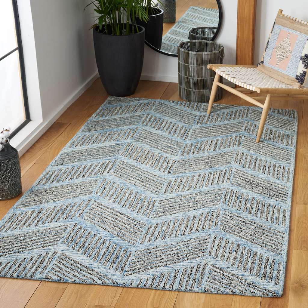 SAFAVIEH Handmade Metro Maysam Chevron Wool Rug