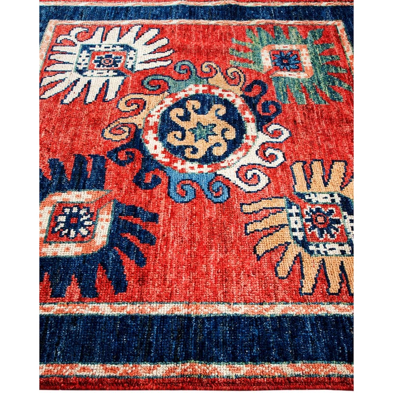 Hand Knotted Traditional Oriental Wool Area Rug - 7' 0" x 7' 1"