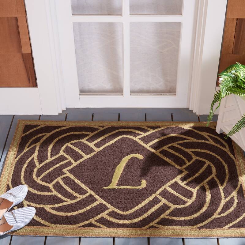 SAFAVIEH Hand-hooked Monogram Radica M Chocolate Rug - 2' 6" x 4' - Chocolate - L