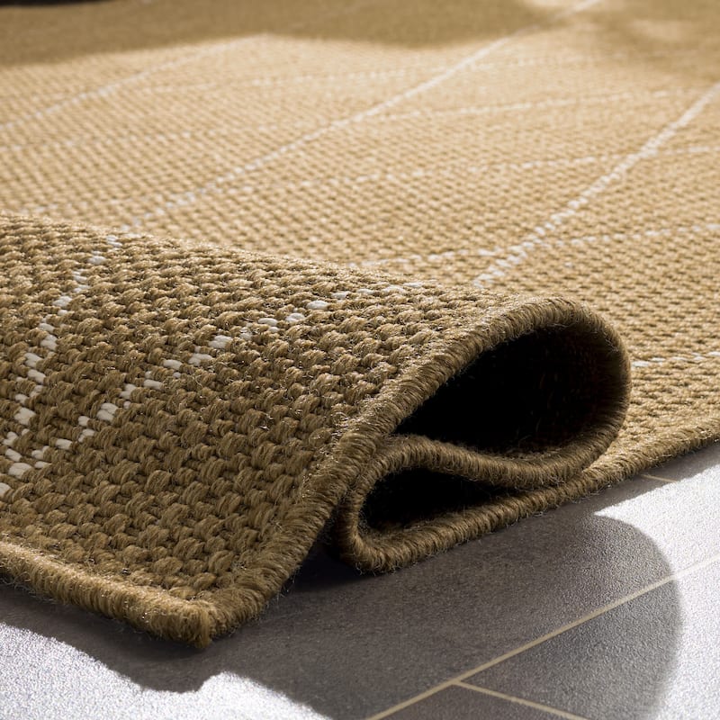 SAFAVIEH Sisal Performance Lottelore Washable Indoor/Outdoor Rug - Weather Resistant & Easy Cleaning