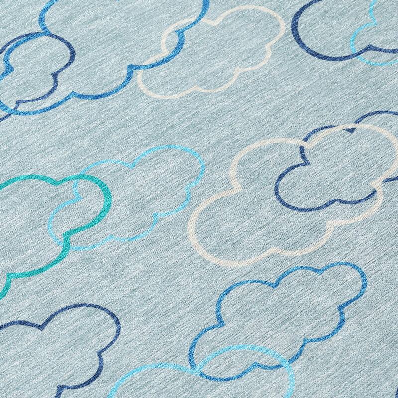 Machine Washable Indoor/ Outdoor Modern Clouds Chantille Rug
