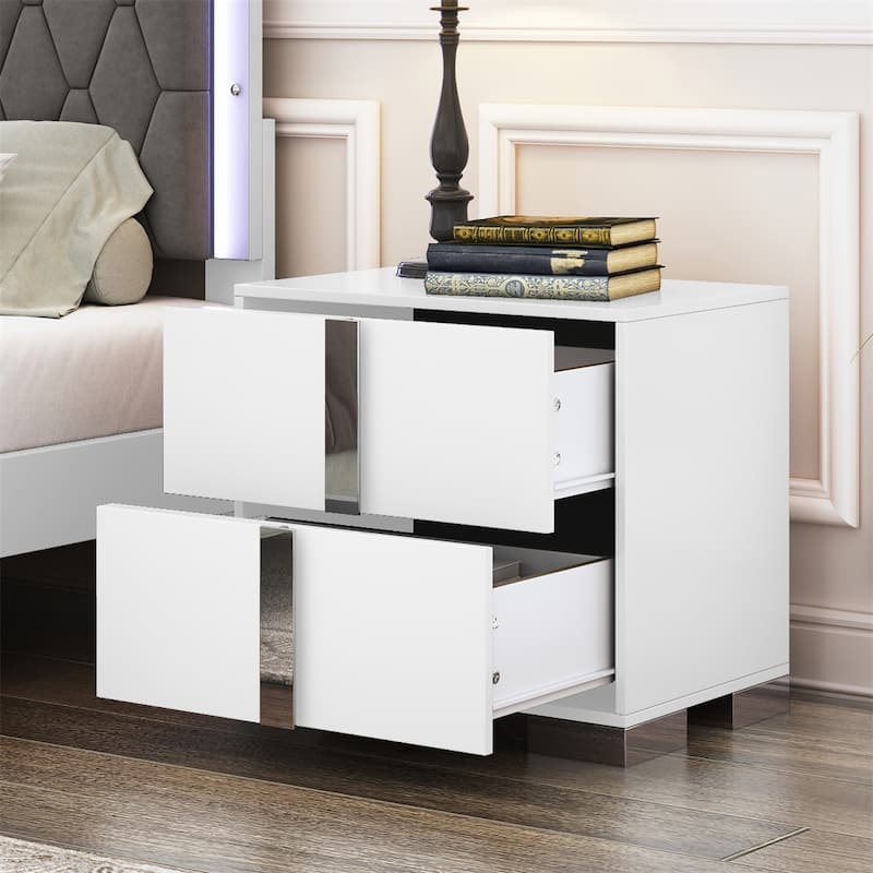 Elegant Nightstand w/Metal Handle,Mirrored Bedside Table w/2 Drawers - White